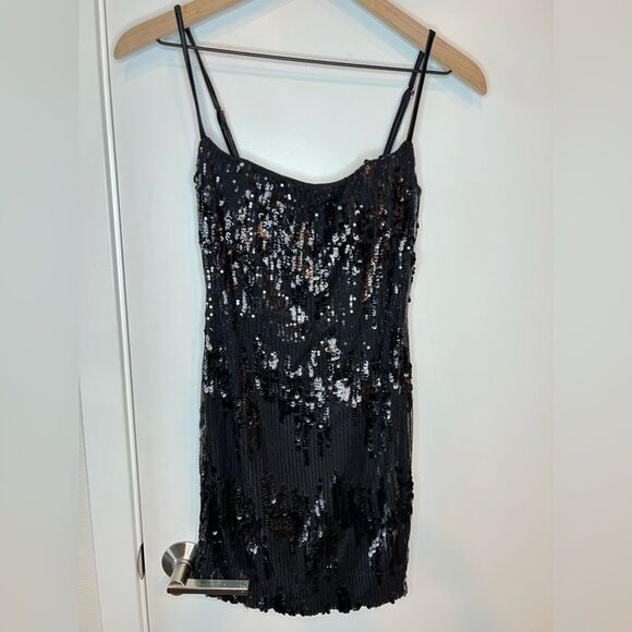 NWT Nookie Cascade Black Sequin Mini Dress S - Picture 3 of 7